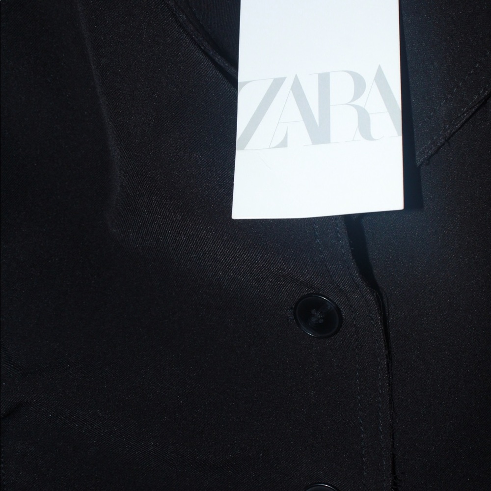 Must Go‼️ Brand New Zara Ruched Fitted Blazer. Read Description 👇 - Picture 9 of 12